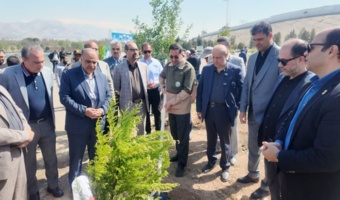 در راستای پویش سرو ایران ۱۰ هزار اصله نهال در مجموعه ورزشی آزادی به مناسبت ۲۹ فروردین ،روز ارتش و سالروز میلاد رهبر شهید ایران غرس شد.