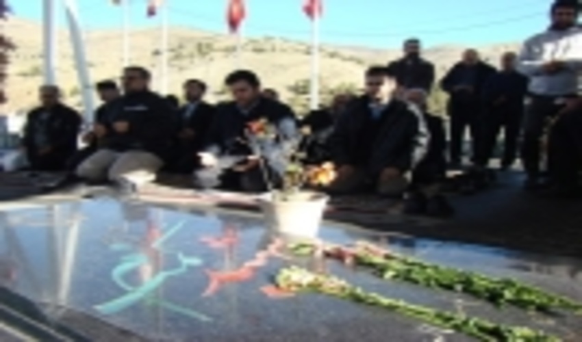 برگزاری همایش پیاده روی به مناسبت دهه فجر