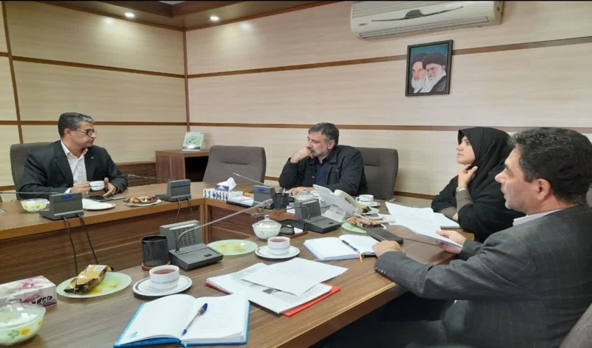 احاله جنگل کاری در شهرستان فیروزکوه  