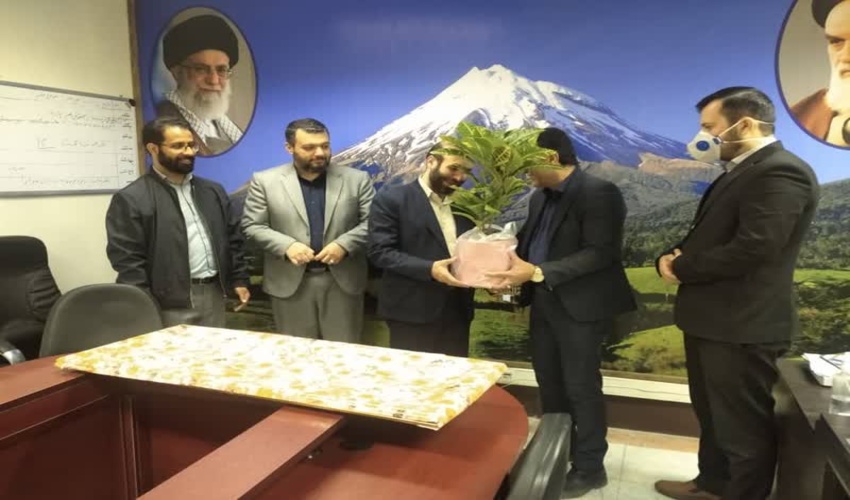 حضور فرماندار شهرستان پردیس در اداره منابع طبیعی و آبخیزداری این شهرستان 