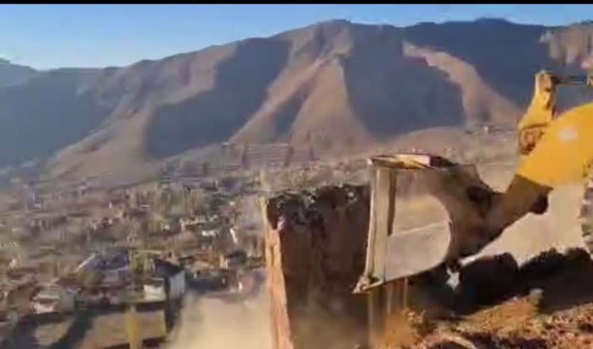 تخریب ساخت‌سازهای غیرمجاز و رفع تصرف اراضی ملی در پلاک دشت مشا شهر دماوند