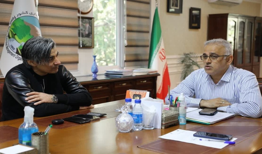 آقای گل فوتسال جهان، سفیر منابع طبیعی در طرح مردمی کاشت یک میلیارد درخت شد  