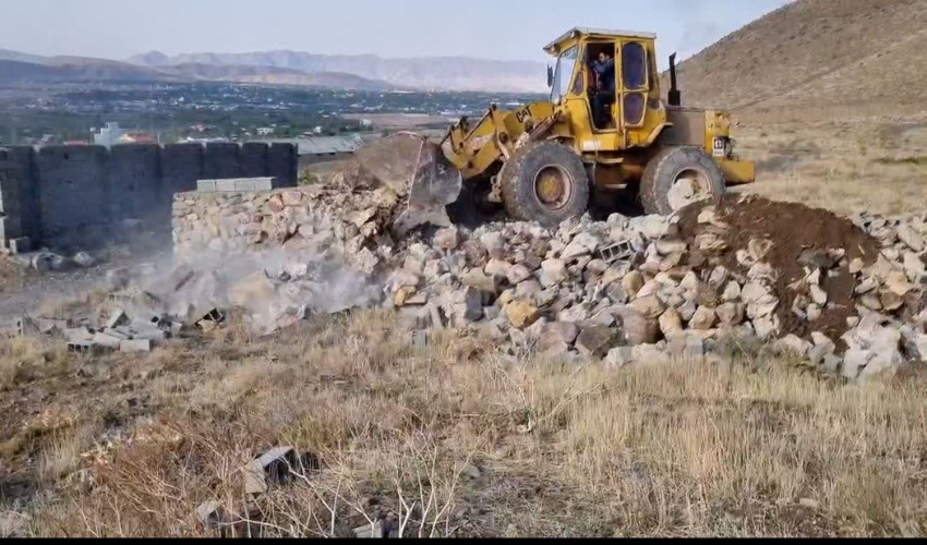  رفع تصرف یک هکتار از اراضی منابع طبیعی شهرستان دماوند