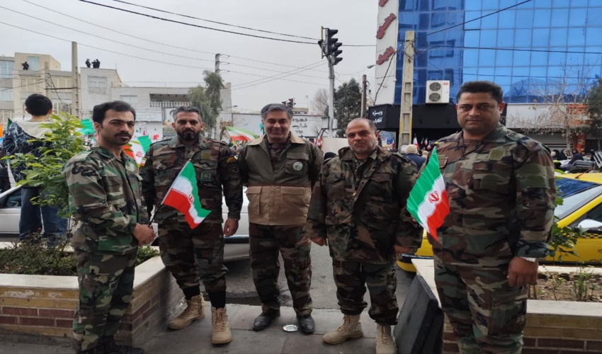 حضور رییس و کارکنان یگان حفاظت منابع طبیعی ورامین و قرچک در مراسم راهپیمایی ۲۲ بهمن